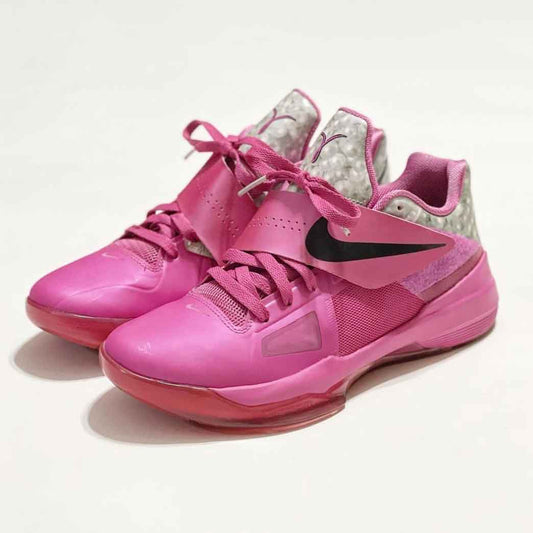 The Nike KD 4 ''Aunt Pearl'' set to Release on June 15, 2024.